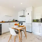 Casa Branca-b,beautiful Sea View 아파트