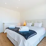 아파트 Casa Branca-b,beautiful Sea View Estreito Da Calheta