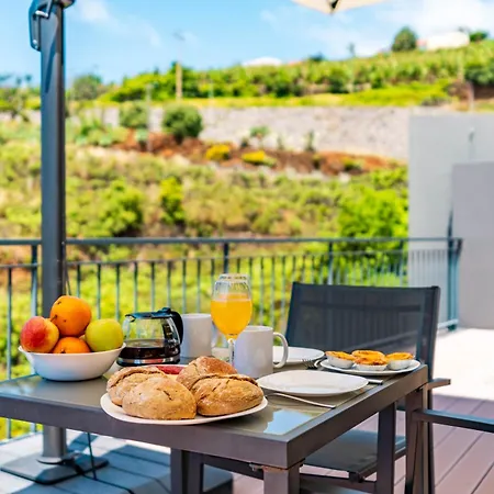 Lägenhet Casa Branca-b,beautiful Sea View Estreito Da Calheta